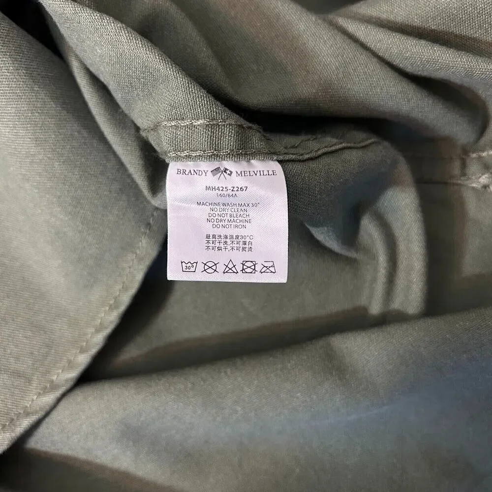 Brandy Melville Stephanie Cargo Shirt Jacket Shacket Army Green Oversized OS - Picture 8 of 9